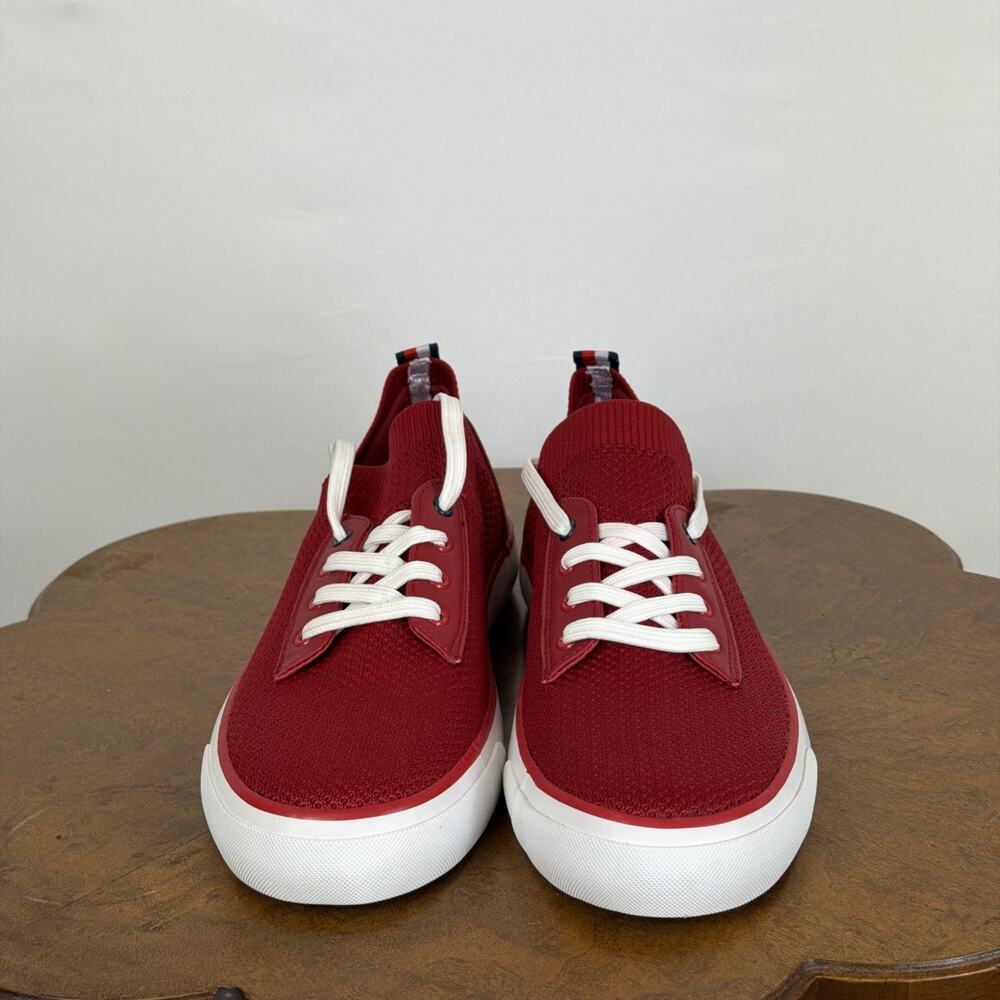 Tommy Hilfiger Red White Outsole Sneakers Tennis Shoes Men 11 Gessie NIB - Picture 3 of 6